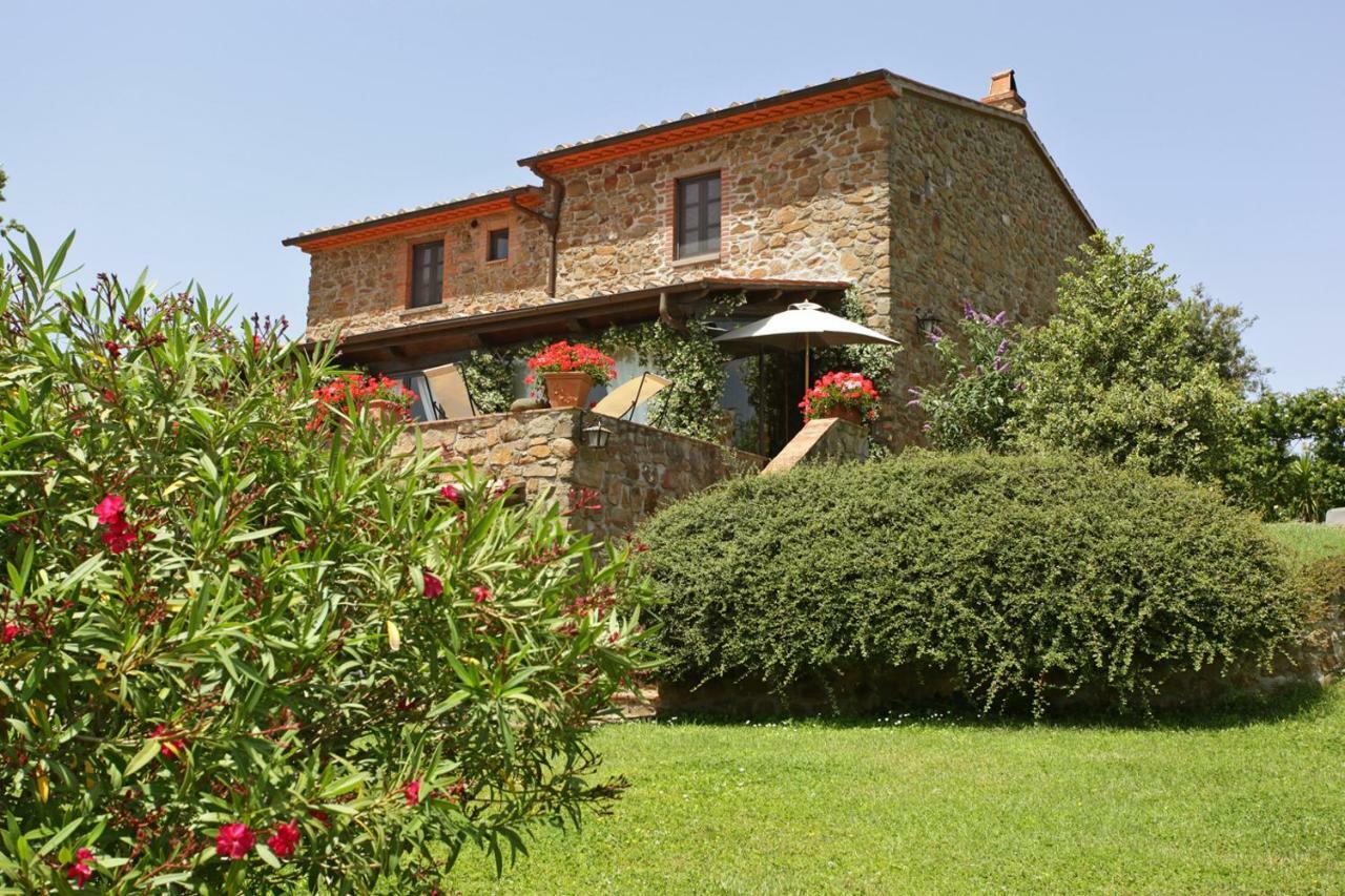 Casale Giacomini Bed and Breakfast Manciano Εξωτερικό φωτογραφία