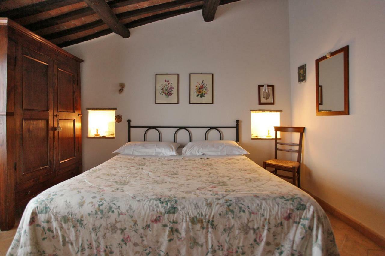 Casale Giacomini Bed and Breakfast Manciano Εξωτερικό φωτογραφία